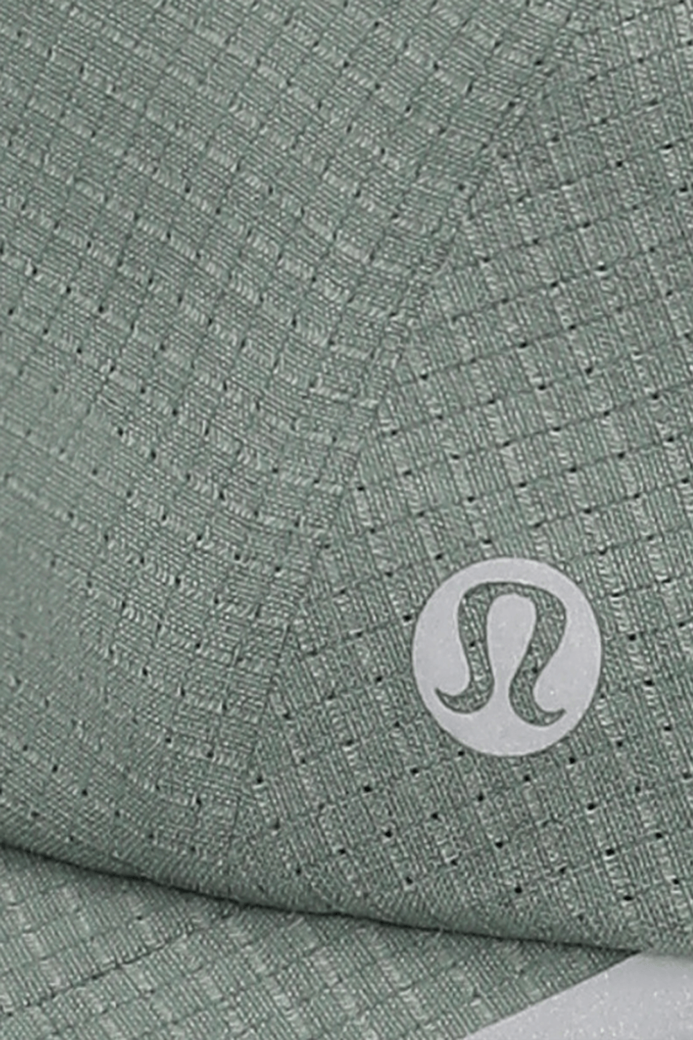 תמונת תקריב של Fast and Free Run Hat Wovenair LULULEMON