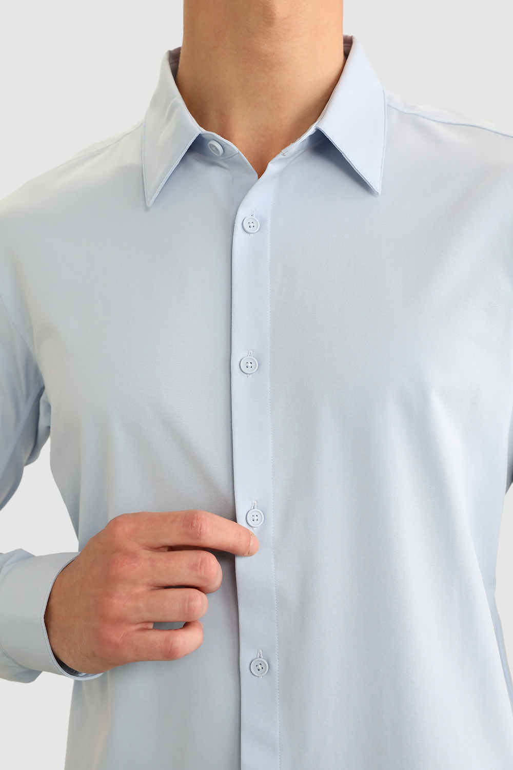 תמונת תקריב דוגמן של New Venture Slim-Fit Long-Sleeve Shirt