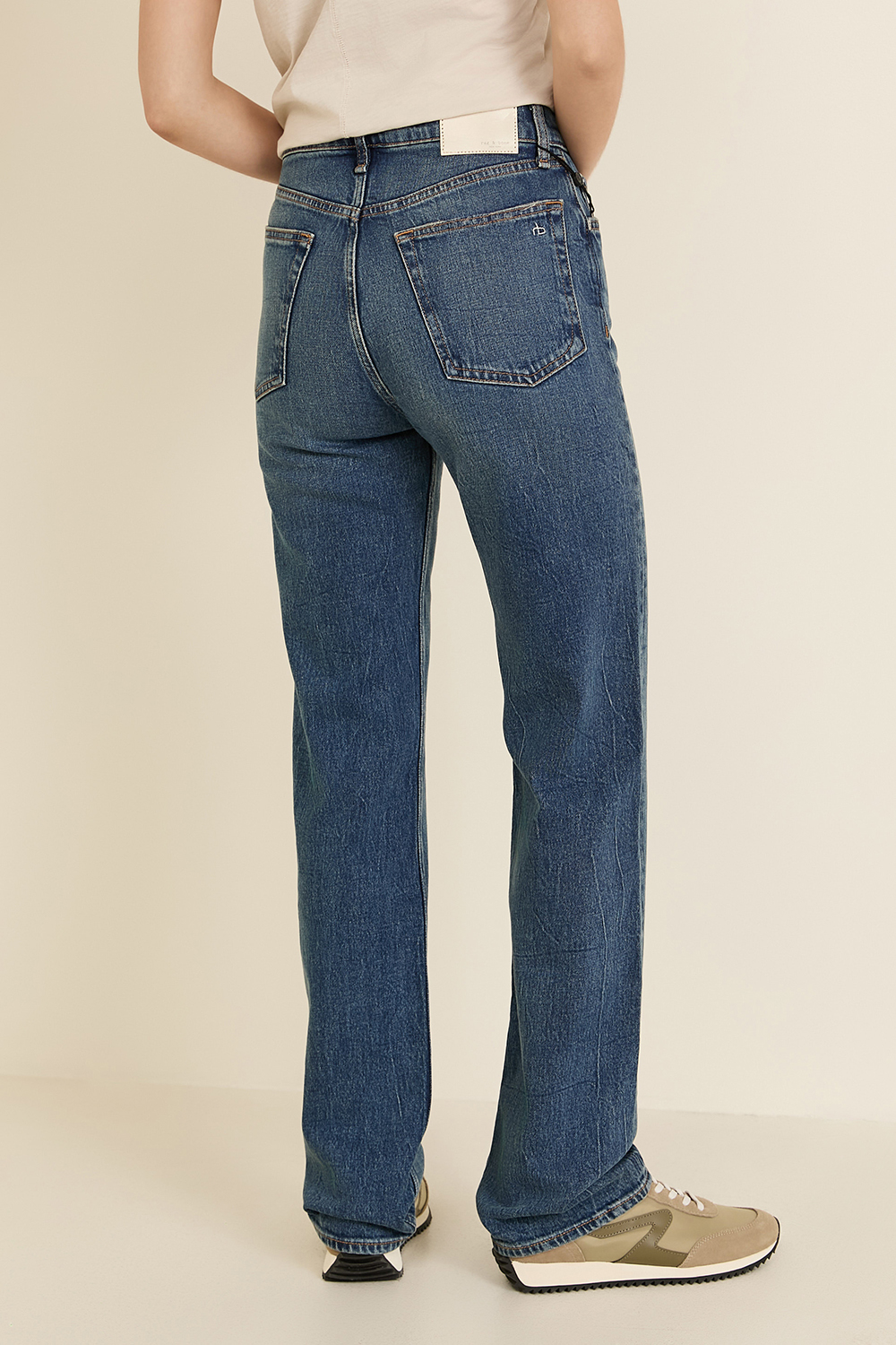 תמונת דוגמן אחורית של ג'ינס הארלו RAG & BONE