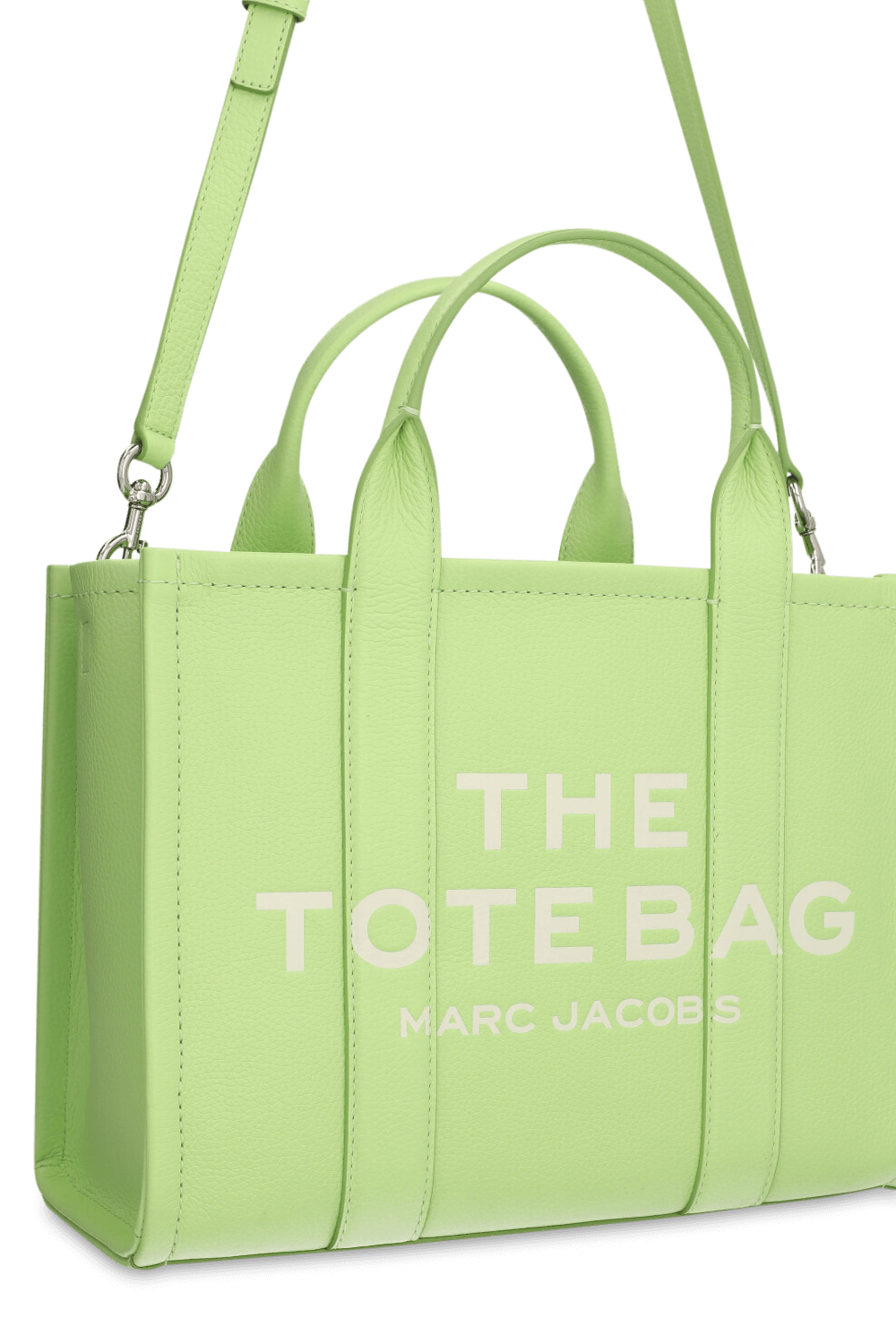 תמונת תקריב של תיק MARC JACOBS