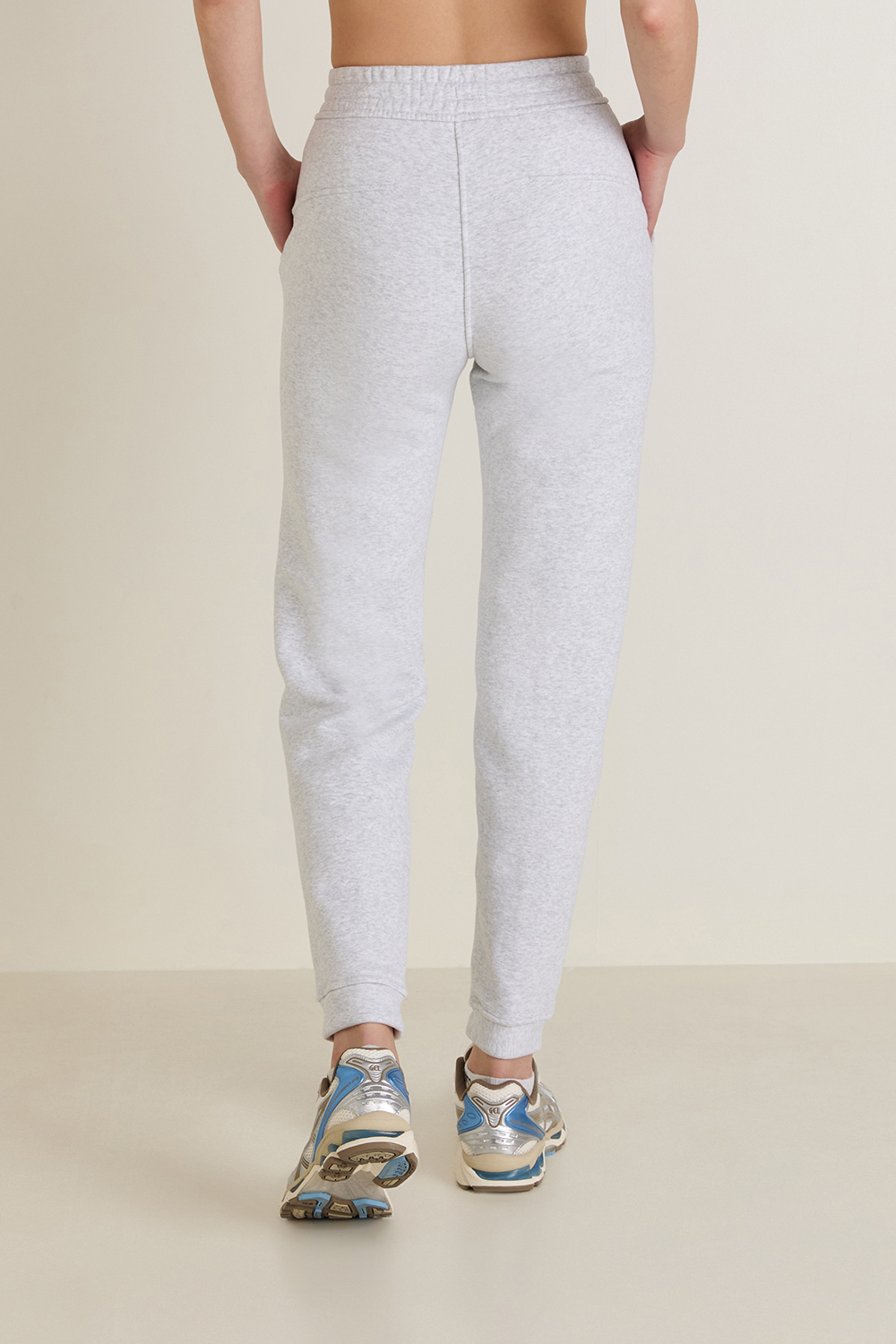 תמונת דוגמן אחורית של Loungeful HR Jogger LULULEMON