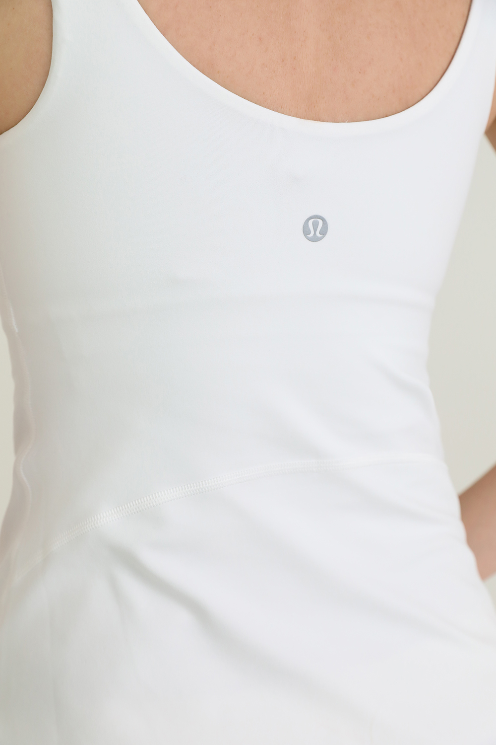 תמונת תקריב דוגמן של Align™ Dress
