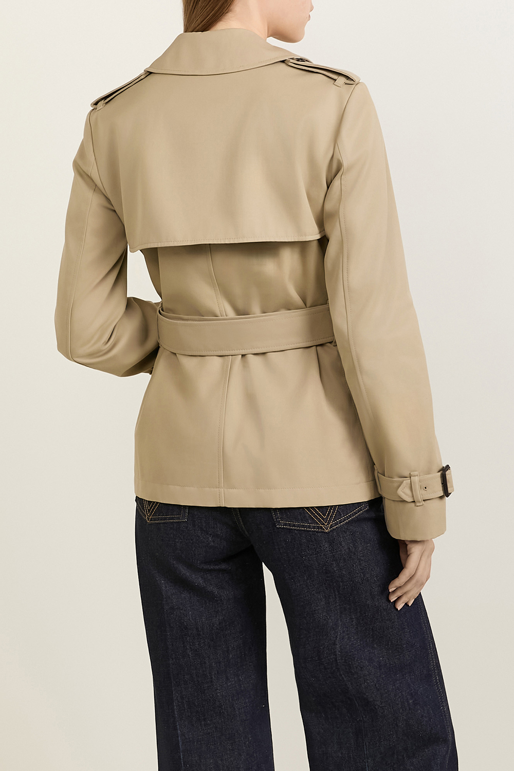 תמונת דוגמן אחורית של מעיל טרנץ' קצר BURBERRY