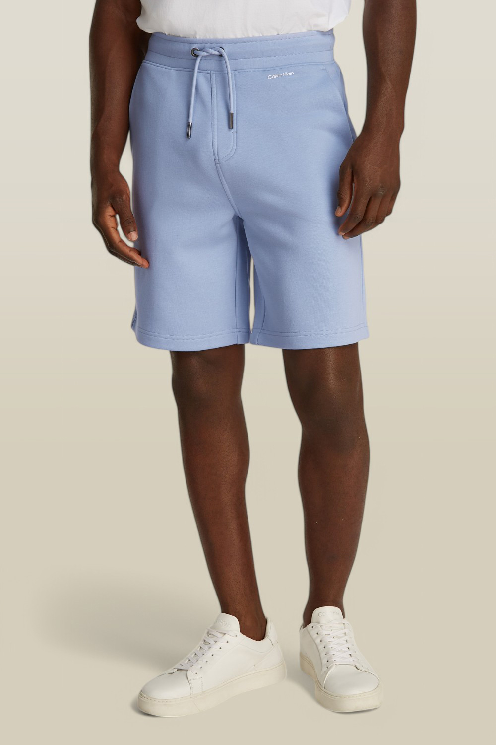 תמונת דוגמן קידמית של מכנסי ברמודה CALVIN KLEIN