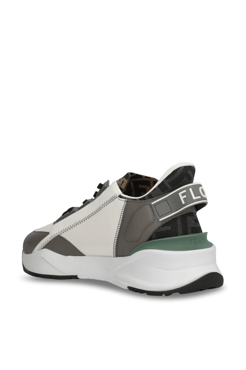 תמונה אחורית של נעלי סניקרס FENDI