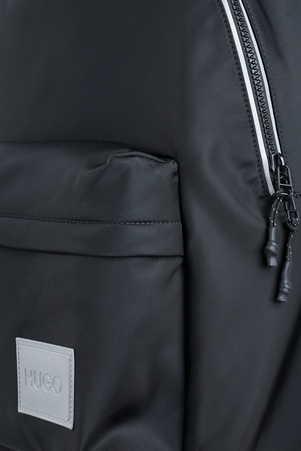 תמונת תקריב של Backpack With Reflective Details in Black HUGO