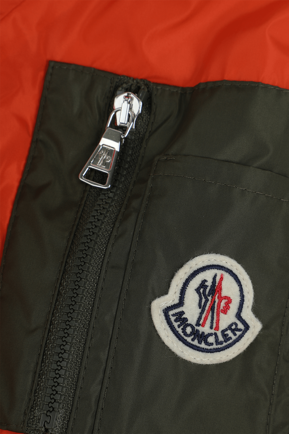 תמונה אחורית של מעיל רוח- גילאי 12-14 שנים MONCLER KIDS