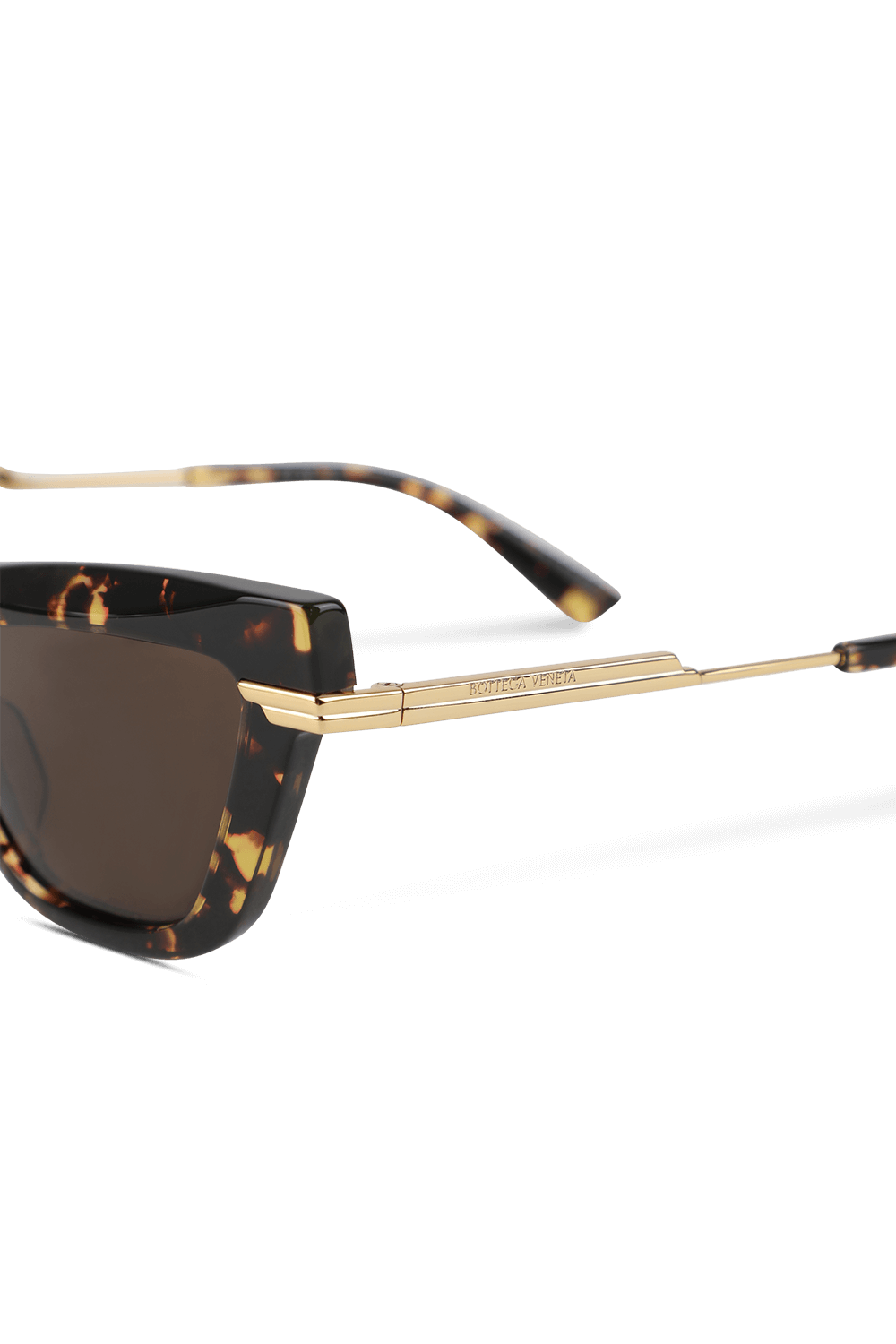 תמונת תקריב של משקפי שמש הוואנה BOTTEGA VENETA