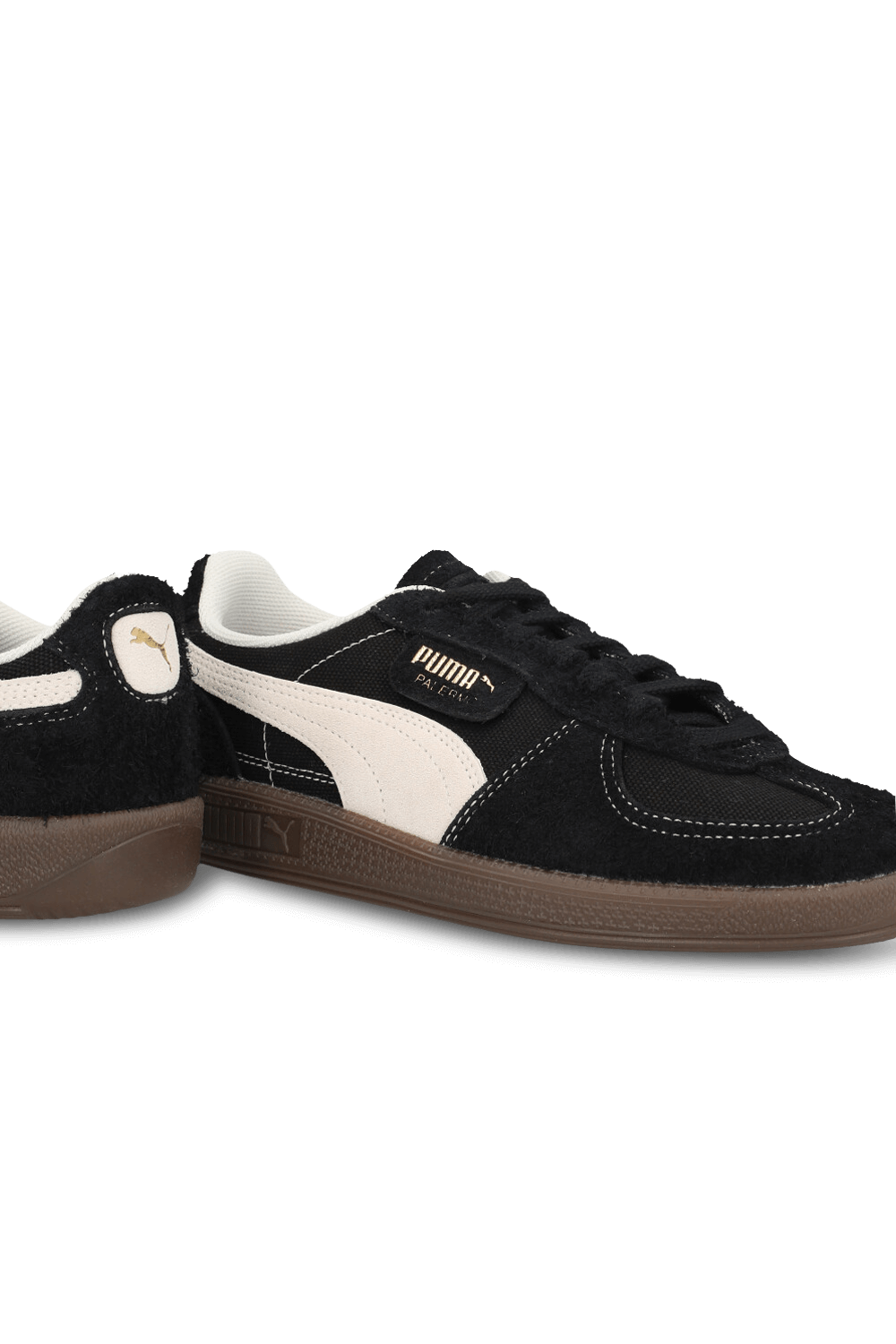 תמונת תקריב של נעלי סניקרס פלרמו וינטג' PUMA