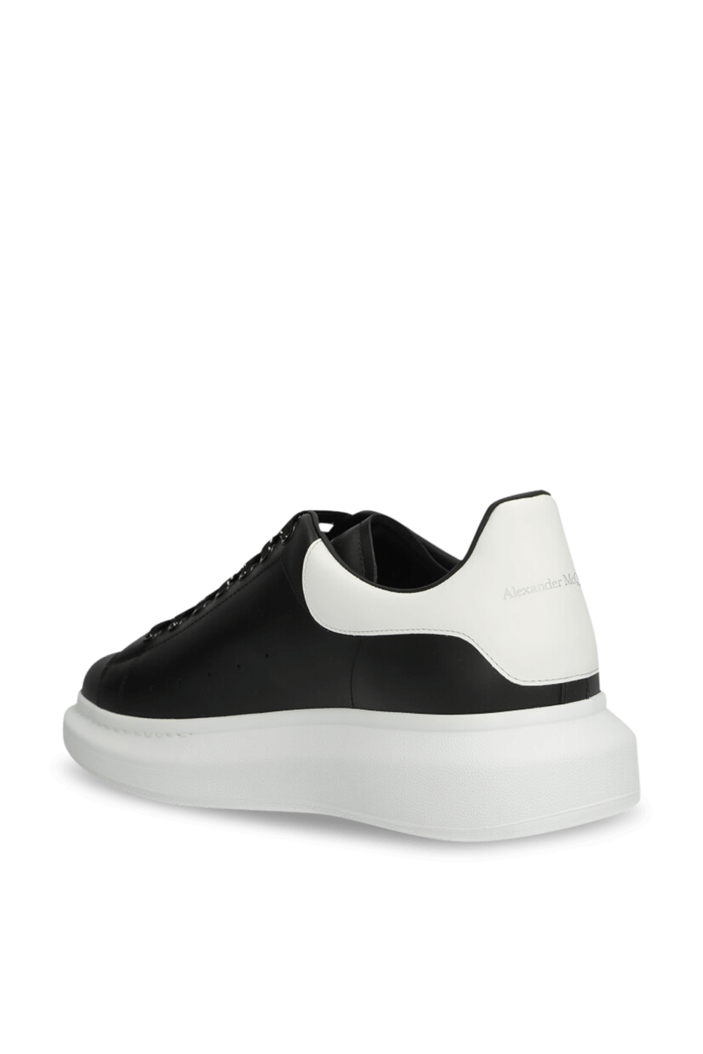 תמונה אחורית של נעלי סניקרס אוברסייז ALEXANDER MCQUEEN