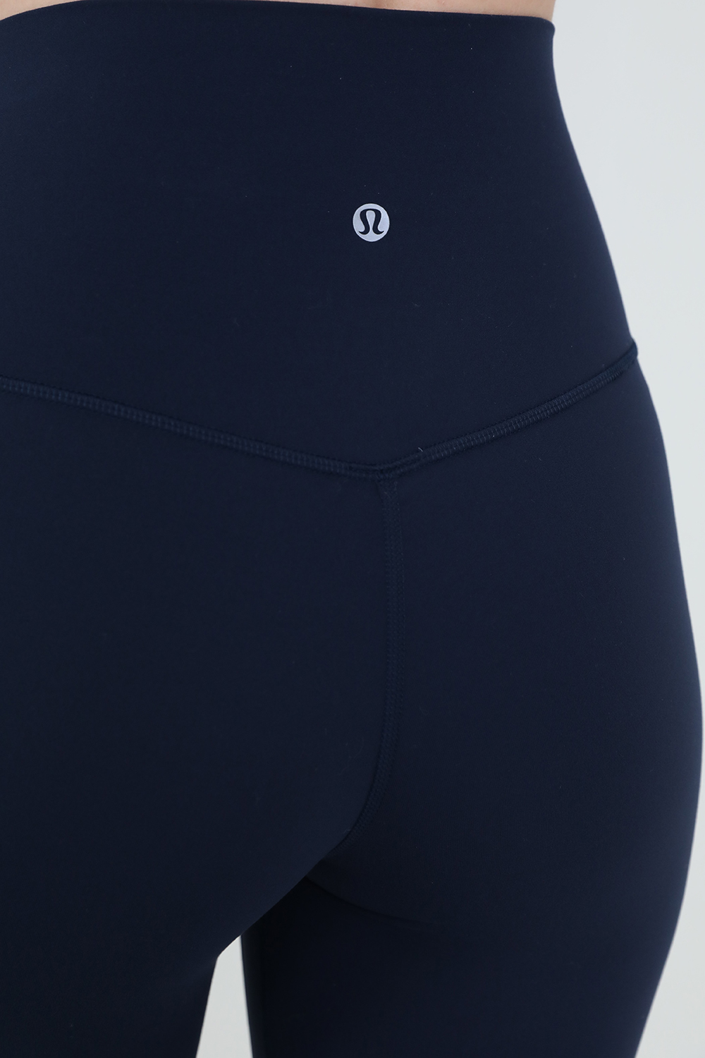 תמונת תקריב דוגמן של Align HR Pant 25" Leggings