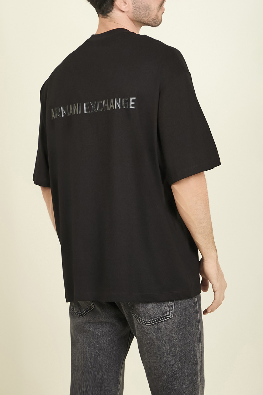 תמונת דוגמן אחורית של חולצת טי ARMANI EXCHANGE