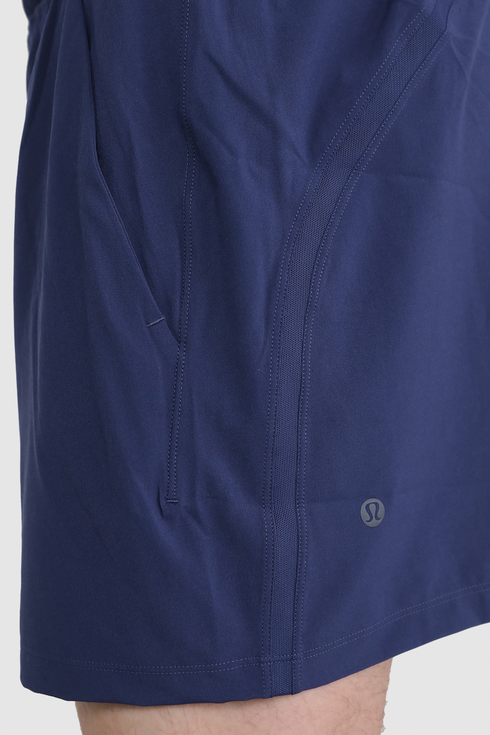 תמונת תקריב דוגמן של Pace Breaker Linerless Short 5 LULULEMON