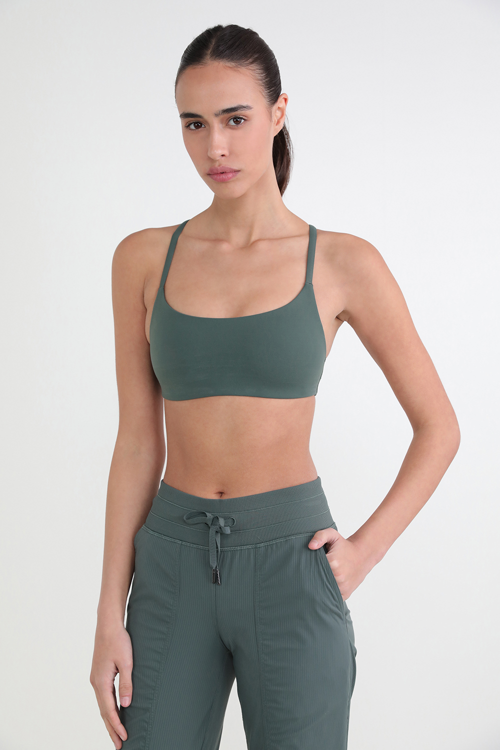 תמונת דוגמן קידמית של Wunder Train Strappy Racer Bra, A/B Cup