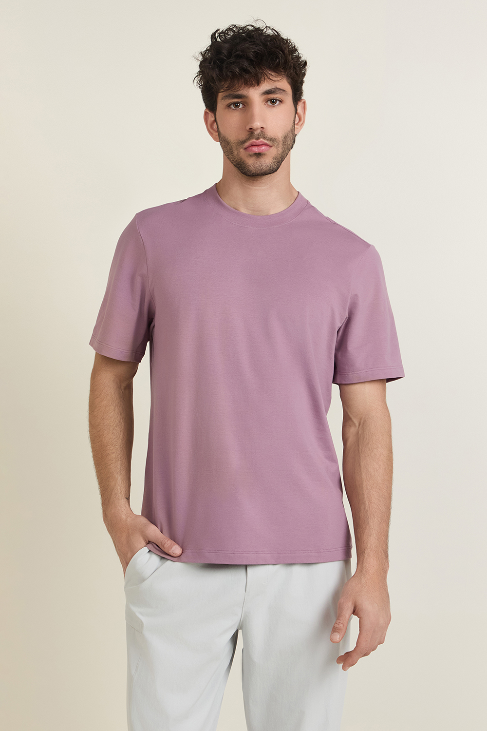 תמונת דוגמן קידמית של Zeroed In Short Sleeve Shirt LULULEMON