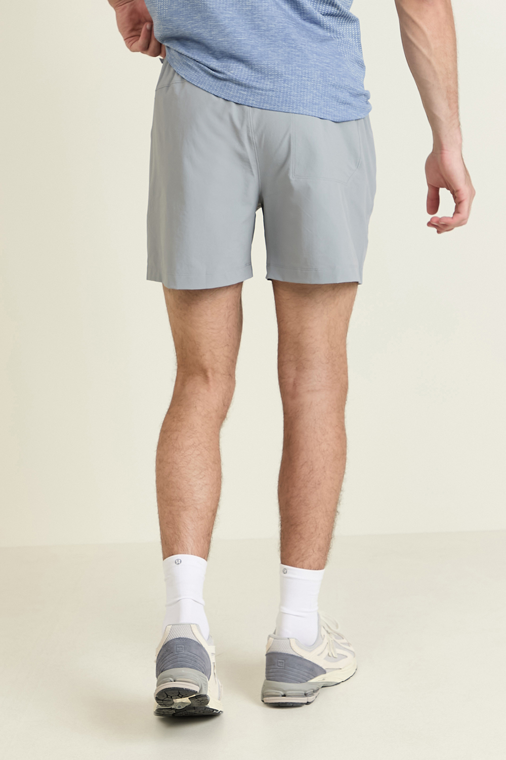 תמונת דוגמן אחורית של Bowline Short 5 LULULEMON