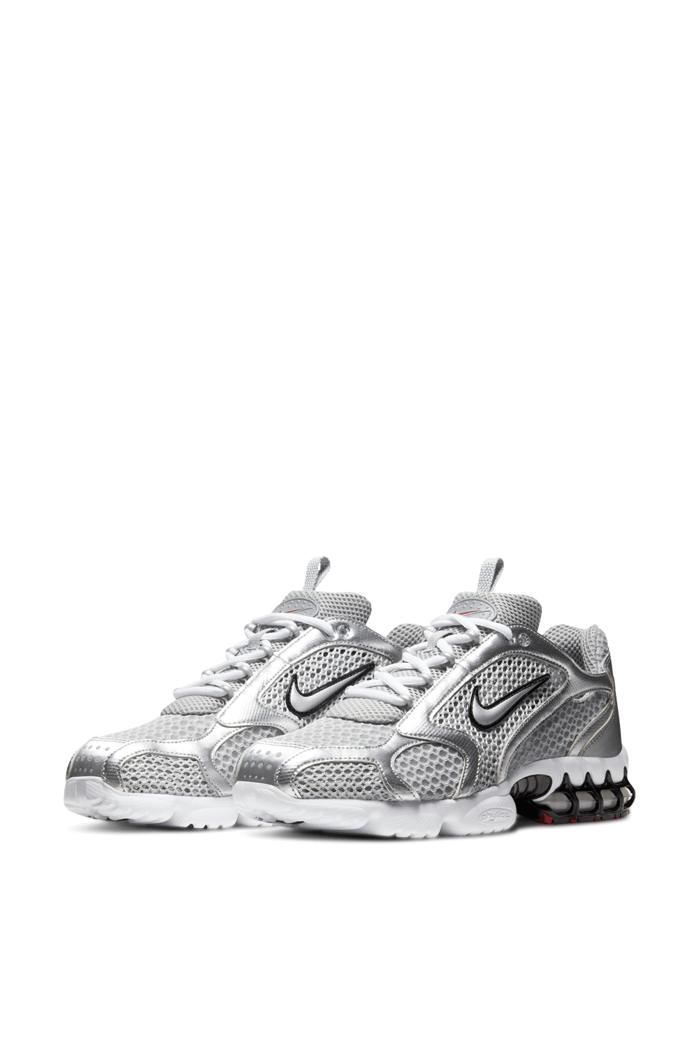 תמונת פנים של נעלי סניקרס NIKE