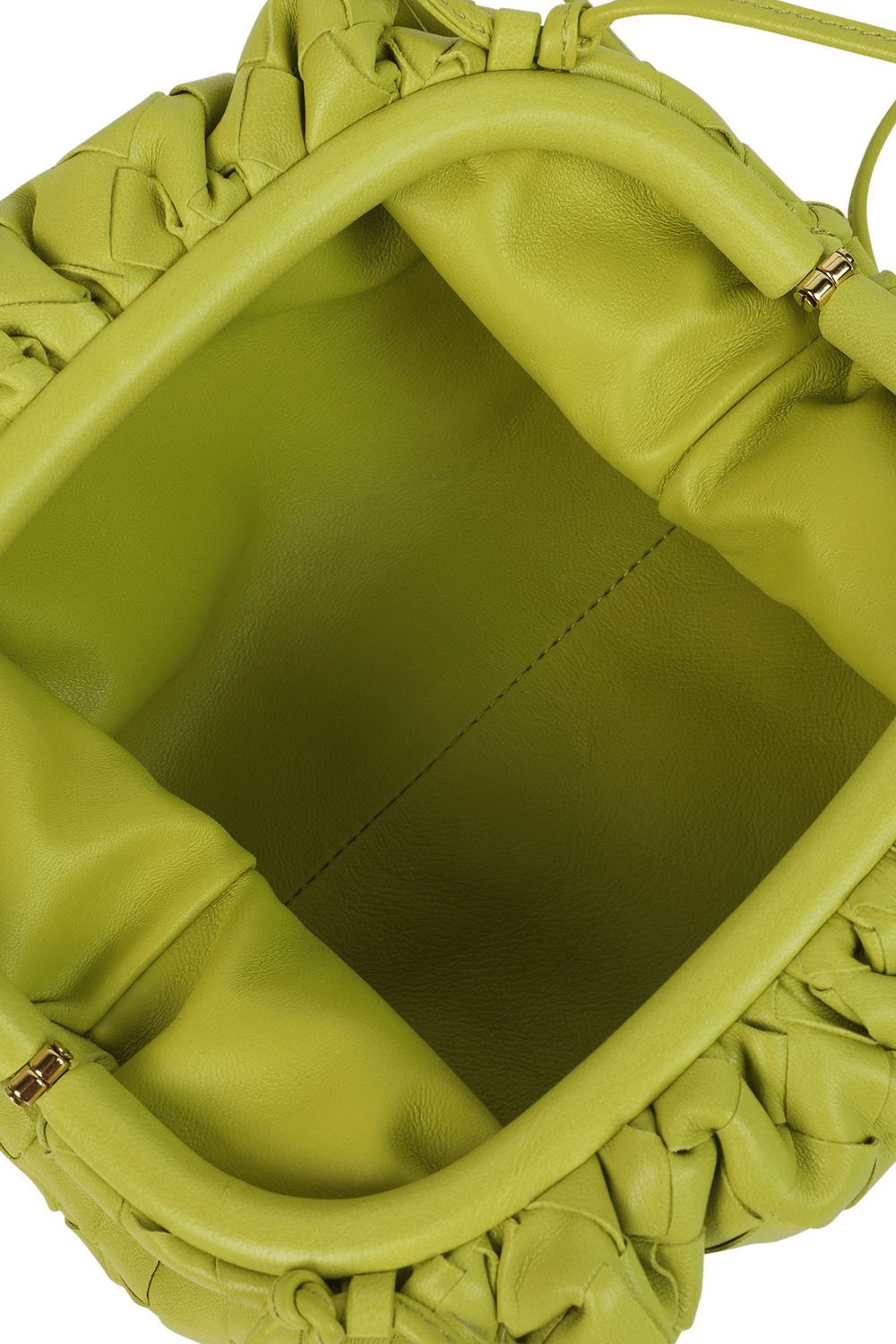 תמונת פנים של תיק פאוץ' בגודל מיני מעור קלוע BOTTEGA VENETA
