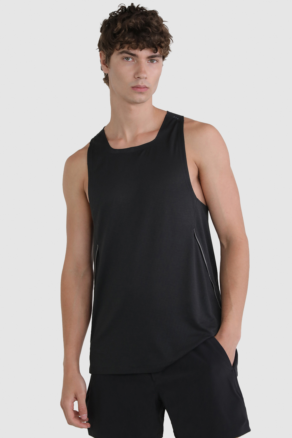 תמונת דוגמן קידמית של Fast and Free Singlet