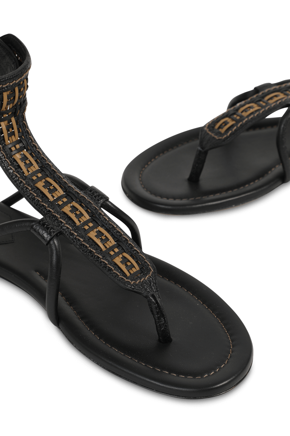 תמונת תקריב של FF Woven Strap Sandals in Black FENDI