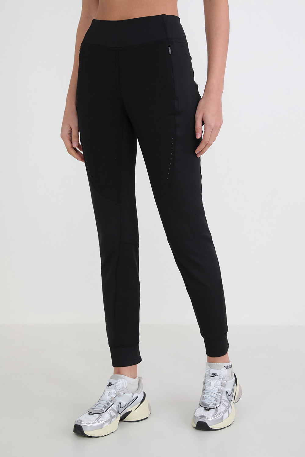 תמונת דוגמן קידמית של Cold Weather High-Rise Running Jogger