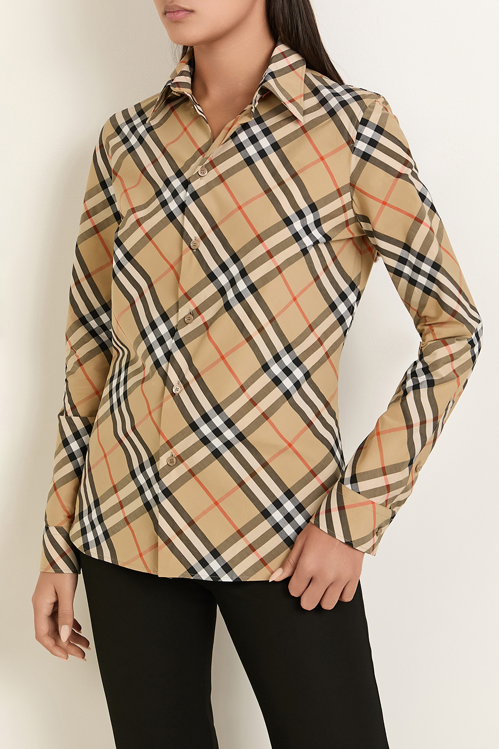 תמונת דוגמן קידמית של חולצה מכופתרת BURBERRY