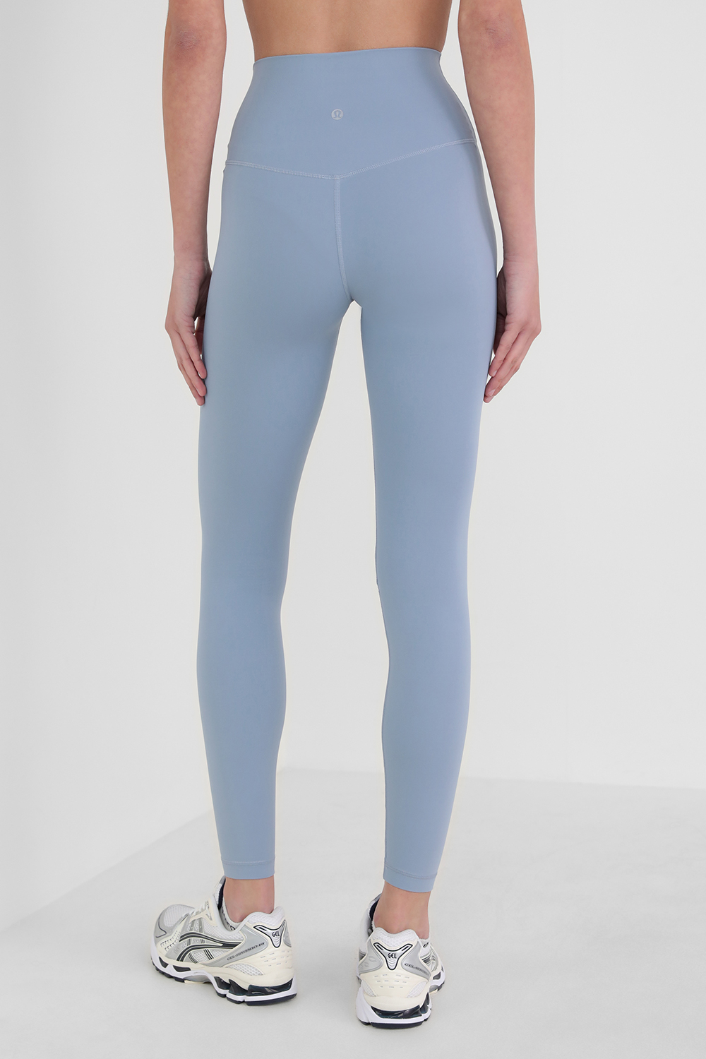 תמונת דוגמן אחורית של Align HR Pant 28" Leggings