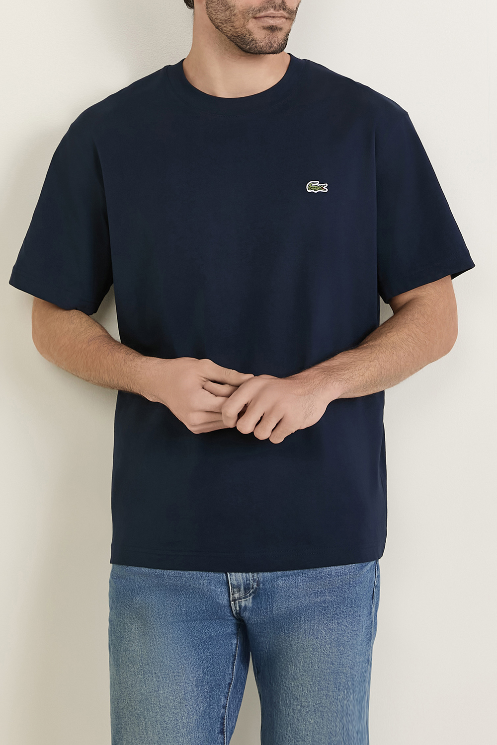 תמונת דוגמן קידמית של חולצת טי LACOSTE