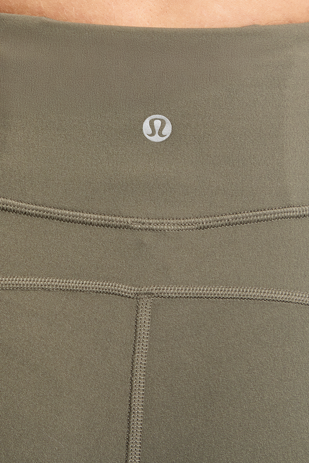 תמונת תקריב דוגמן של Groove High-Rise Nulu™ Flared Pant *Regular
