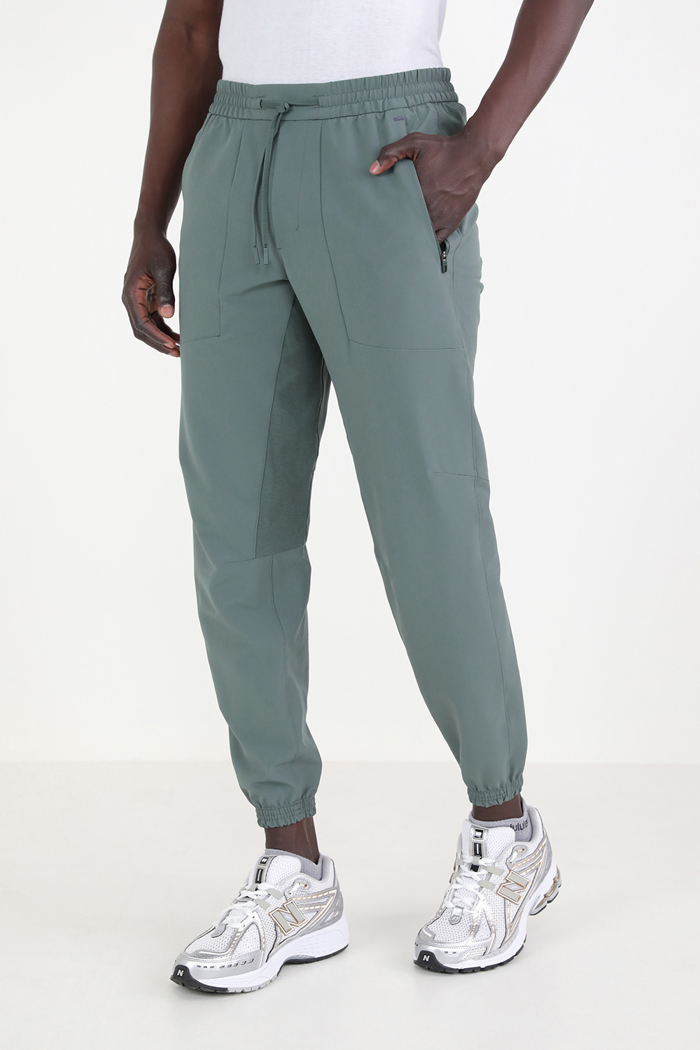 תמונת דוגמן קידמית של License To Train Jogger LULULEMON