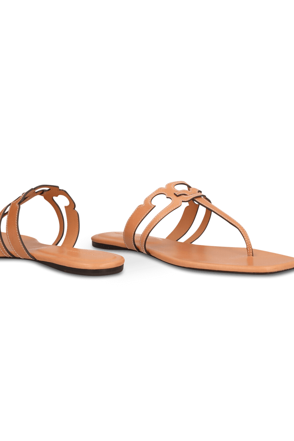 תמונת תקריב של סנדלי אצבע TORY BURCH