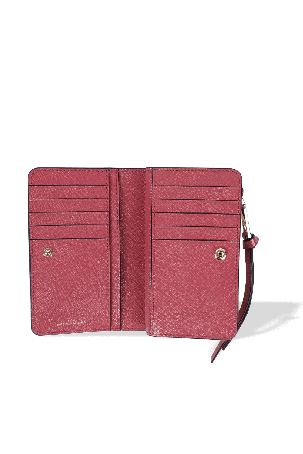 תמונת פנים של The Snapshot Compact Wallet in Pink MARC JACOBS